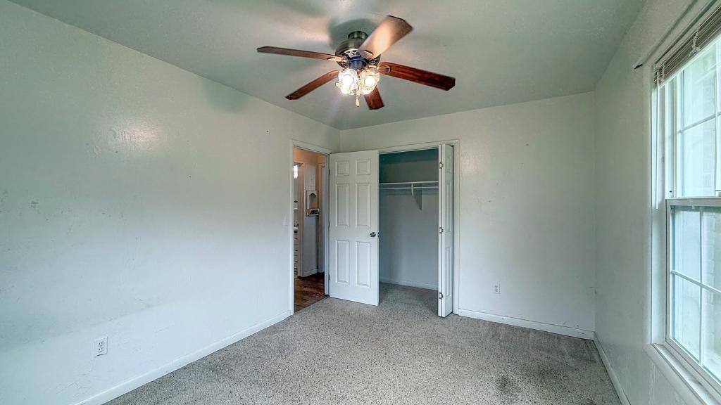House for rent at 111 Warren St, Holdenville, OK 74848