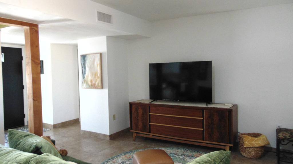 Townhouse for rent at 831 W Paseo Del Prado, Green Valley, AZ 85614