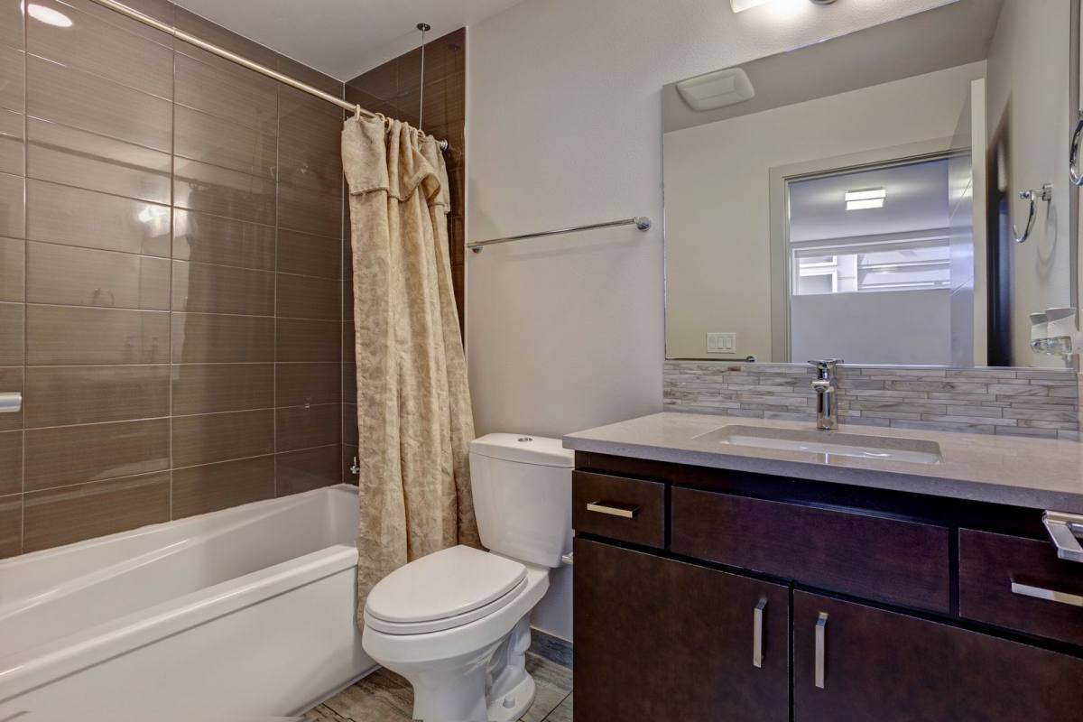 Townhouse for rent at 2608 23rd Ave W, Seattle, WA 98199