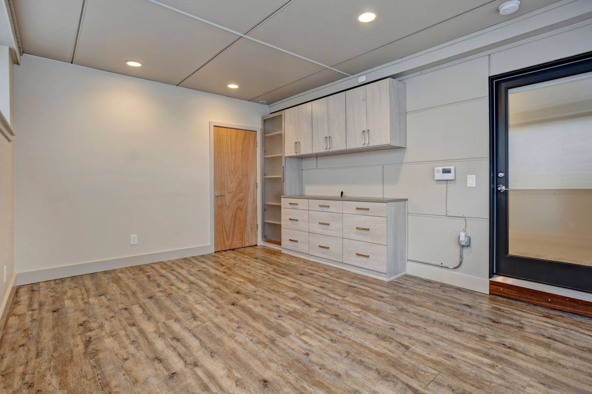 Townhouse for rent at 2608 23rd Ave W, Seattle, WA 98199