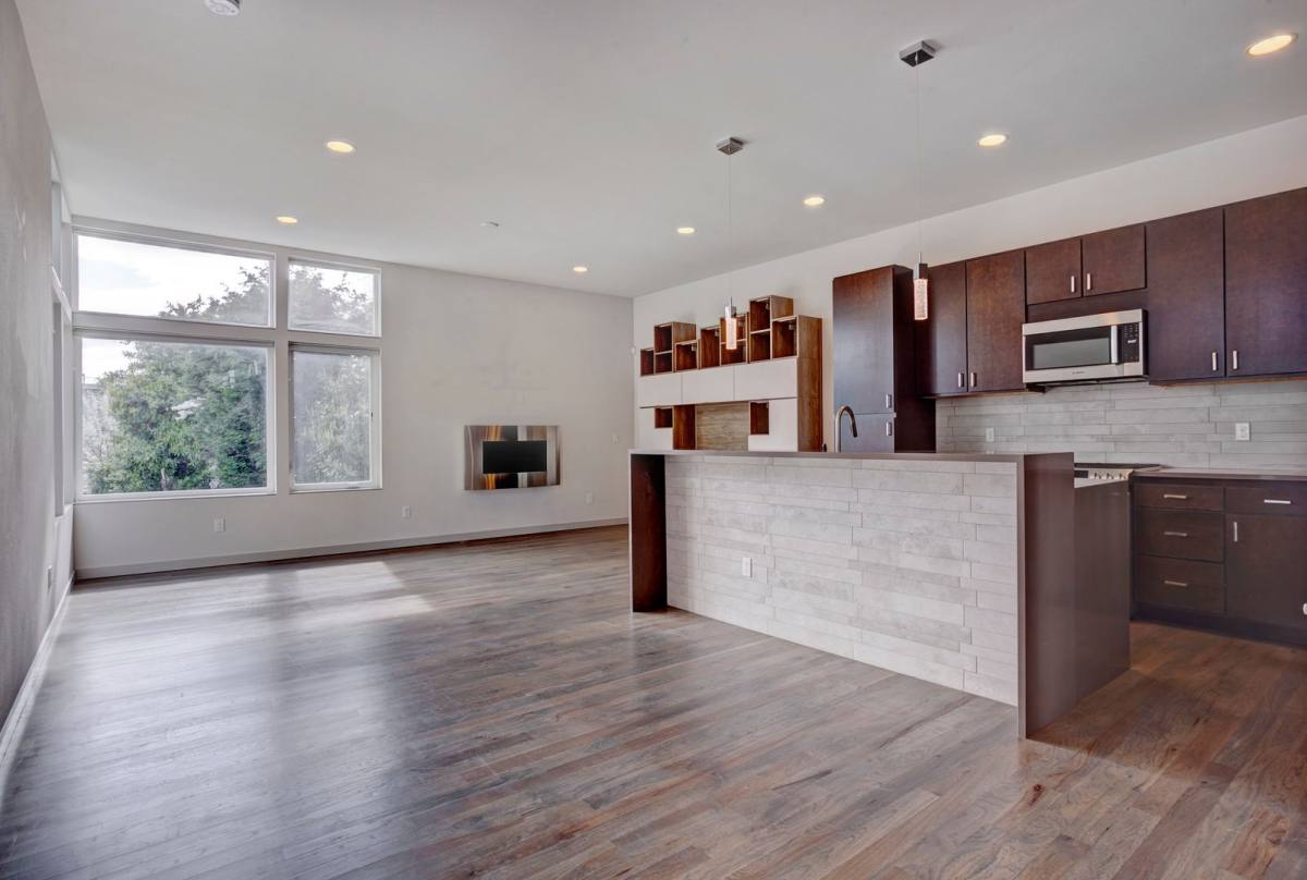 Townhouse for rent at 2608 23rd Ave W, Seattle, WA 98199