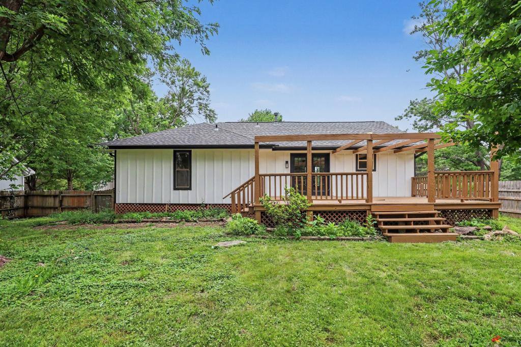 House for rent at 3709 NE Grant St, Lees Summit, MO 64064