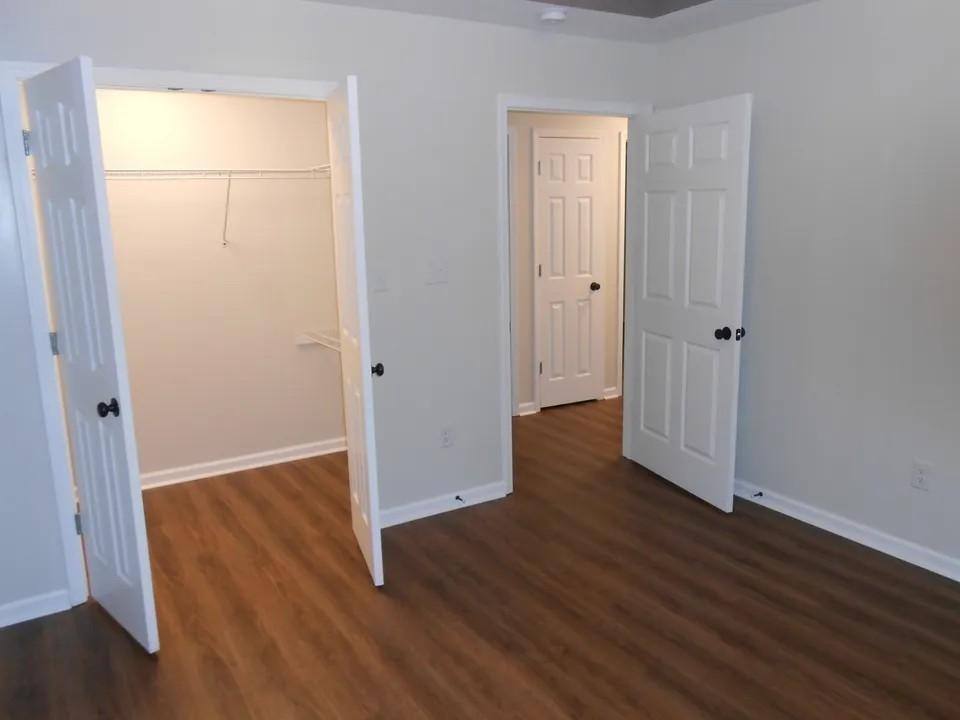 House for rent at 324 W Edmonds St, Hopkinsville, KY 42240