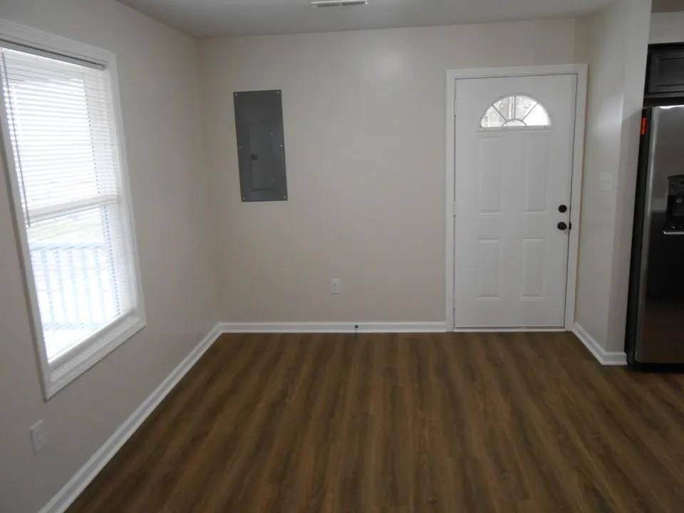 House for rent at 324 W Edmonds St, Hopkinsville, KY 42240