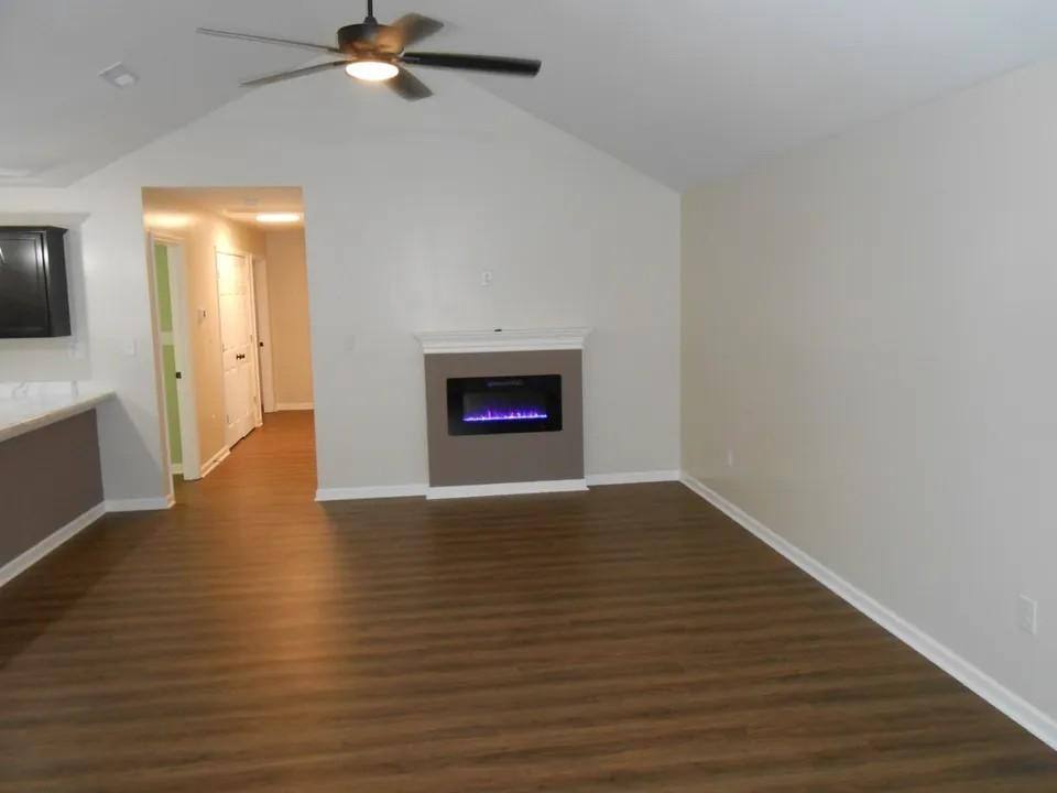 House for rent at 324 W Edmonds St, Hopkinsville, KY 42240