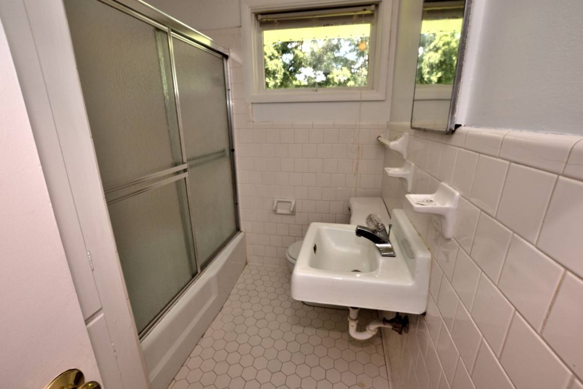 House for rent at 312 Oakdale Rd, Rocky Mount, NC 27804