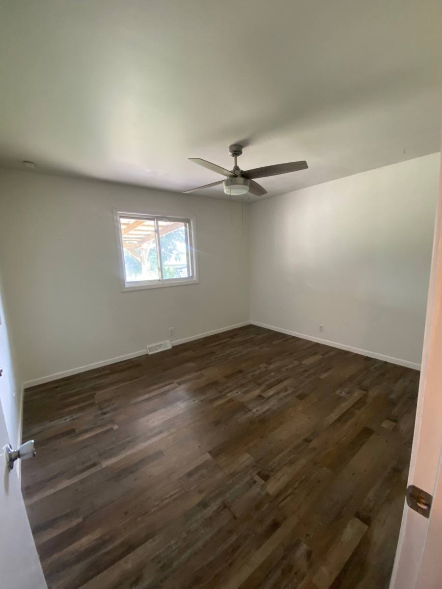 House for rent at 817 Hiawatha Dr, Elkhart, IN 46517