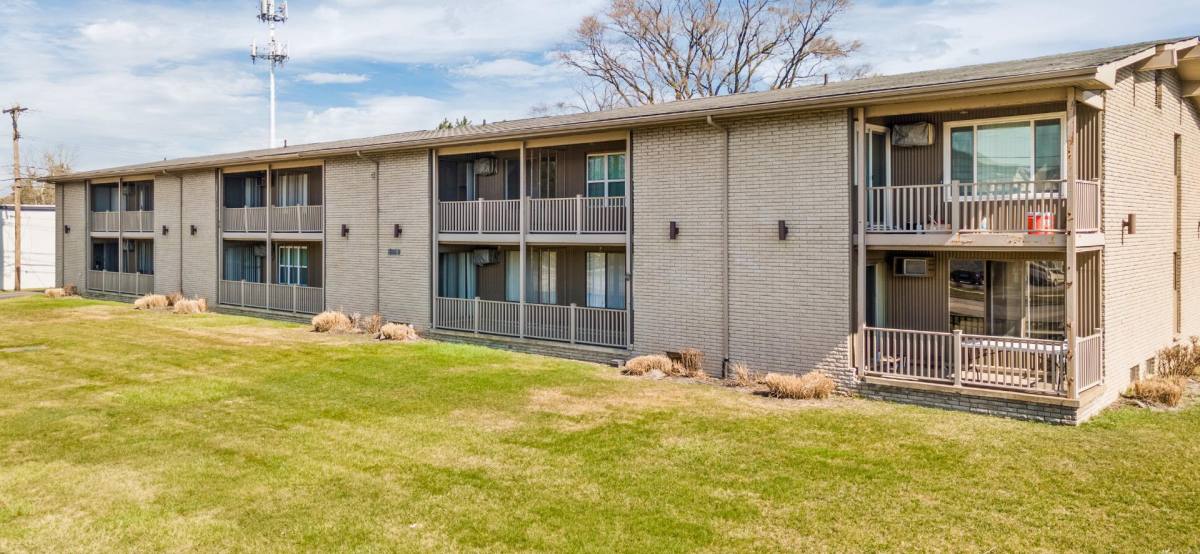 Apartment for rent at 30050 Dequindre #8, Warren, MI 48092