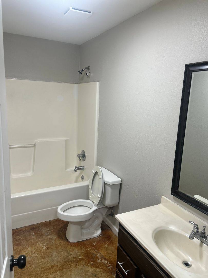 Apartment for rent at 403-405 Highway 63 N, Bono, AR 72416