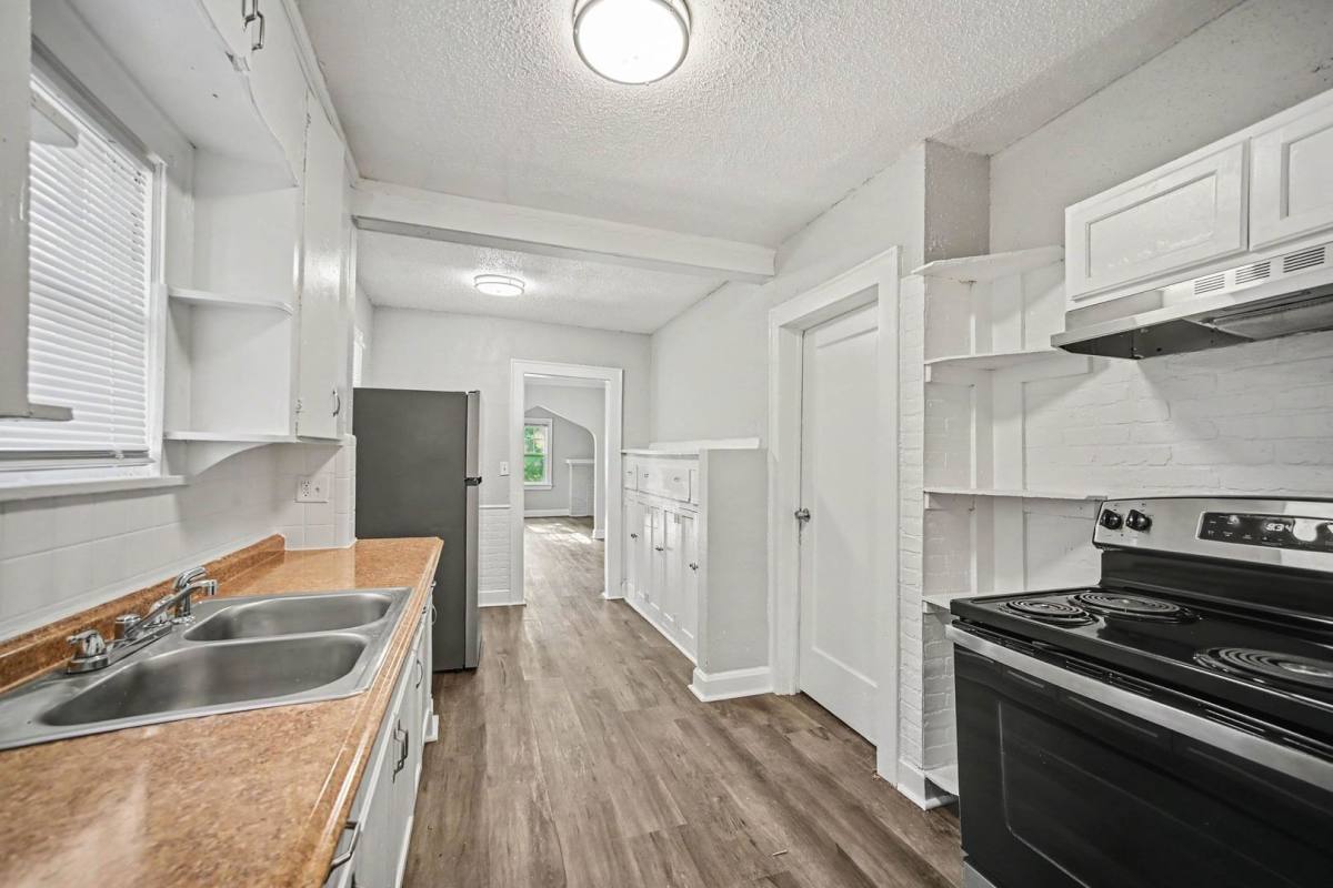 House for rent at 5114 Brooklyn Ave, Kansas City, MO 64130