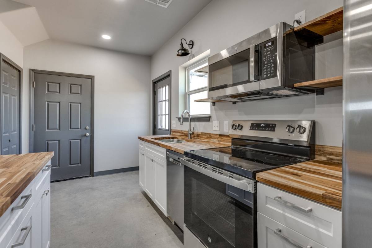 Townhouse for rent at 12571 Highway 77, Lexington, OK 73051