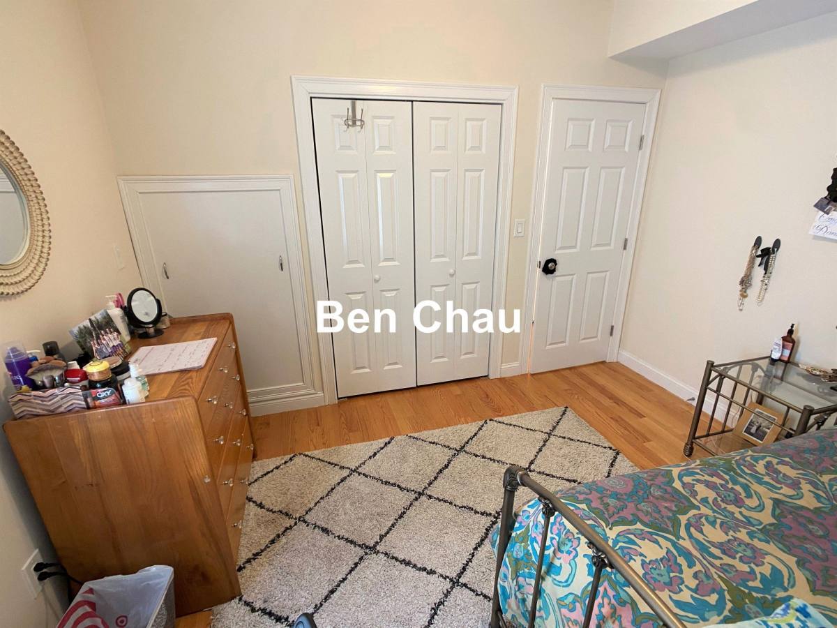 Apartment for rent at 537 Main St #2B, Medford, MA 02155