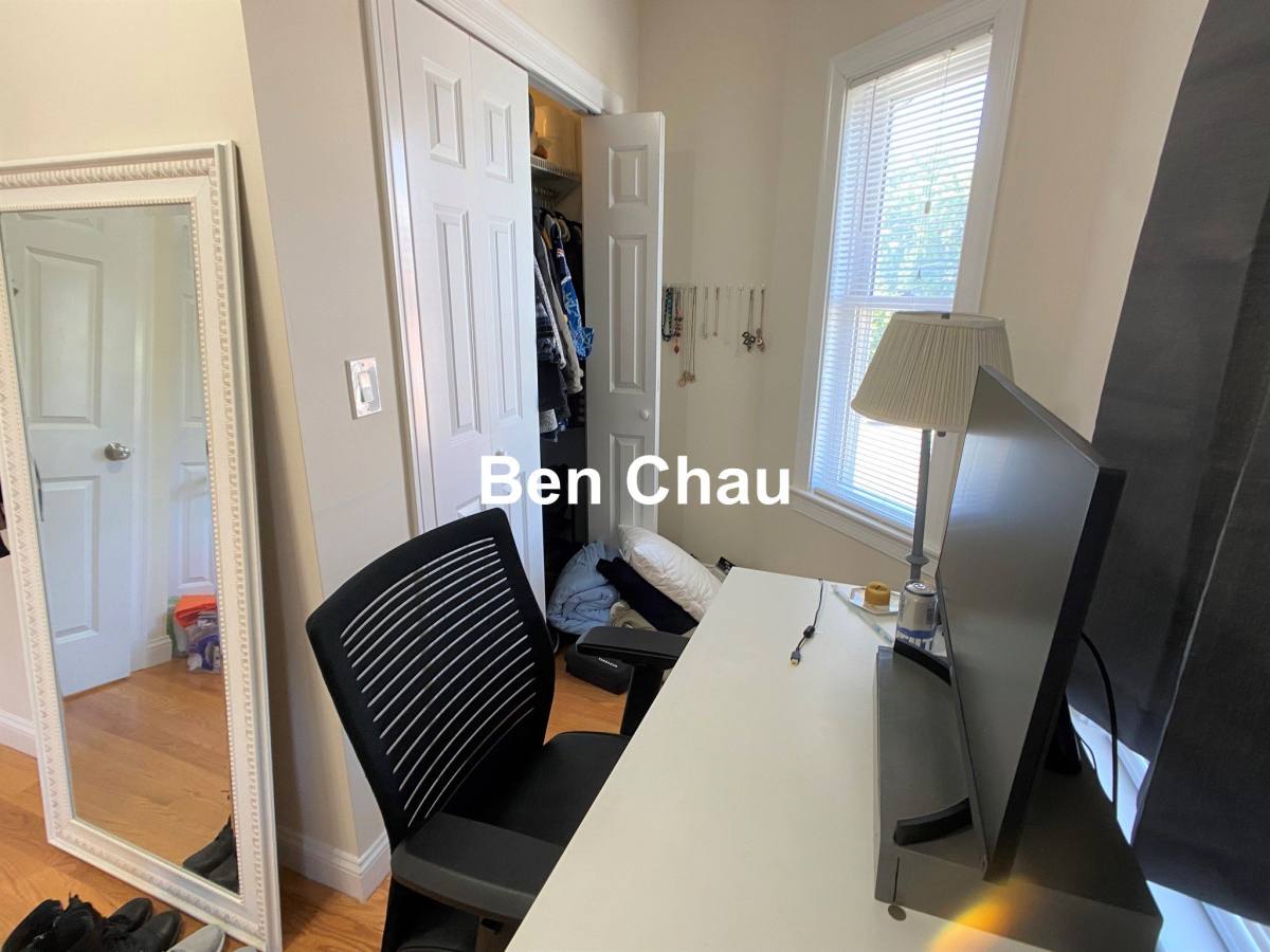 Apartment for rent at 537 Main St #2B, Medford, MA 02155