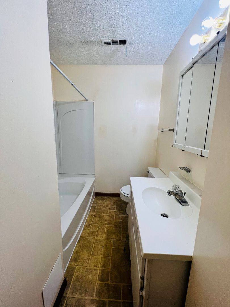 Apartment for rent at 615 W 12th, Junction City, KS 66441