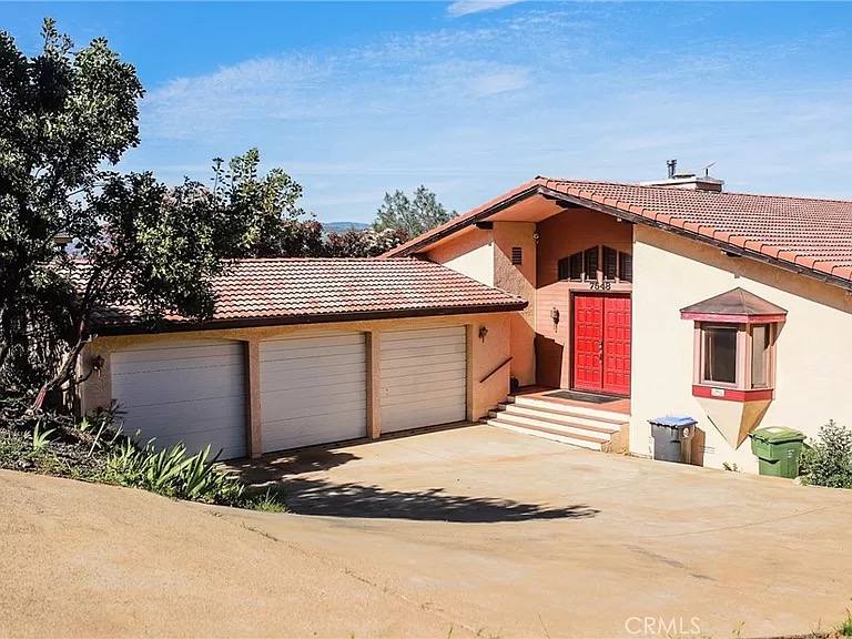 House for rent at 7548 Evergreen Dr, Kelseyville, CA 95451