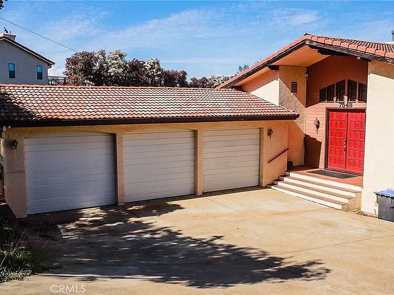House for rent at 7548 Evergreen Dr, Kelseyville, CA 95451