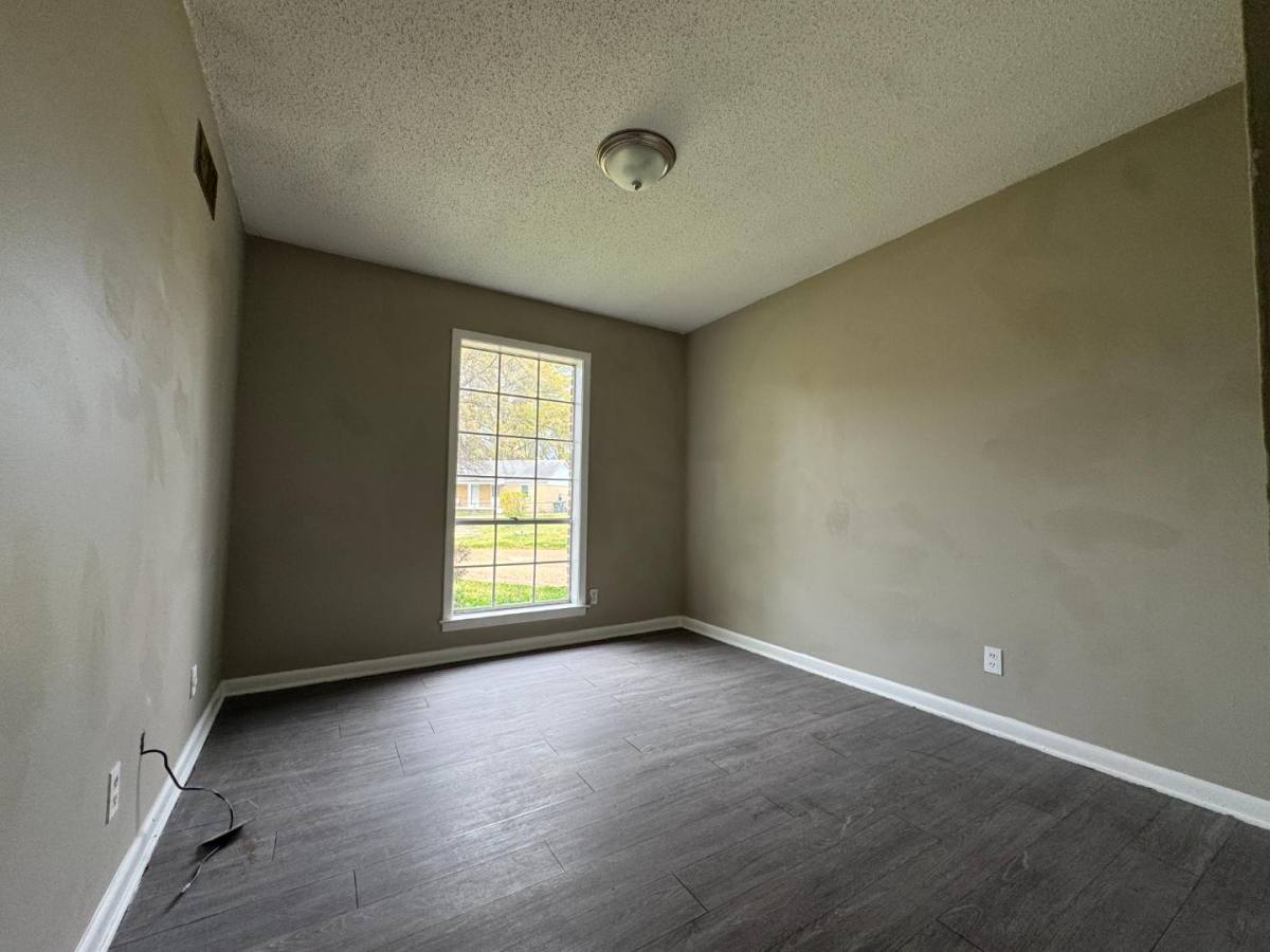 House for rent at 2858 Phyllis Cove, Memphis, TN 38118