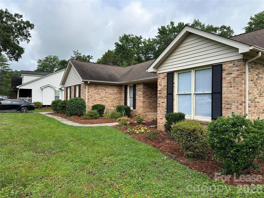 House for rent at 413 Parallel Dr, Harrisburg, NC 28075