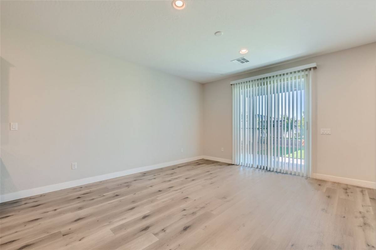House for rent at 17 Pivot Ave, North Las Vegas, NV 89031