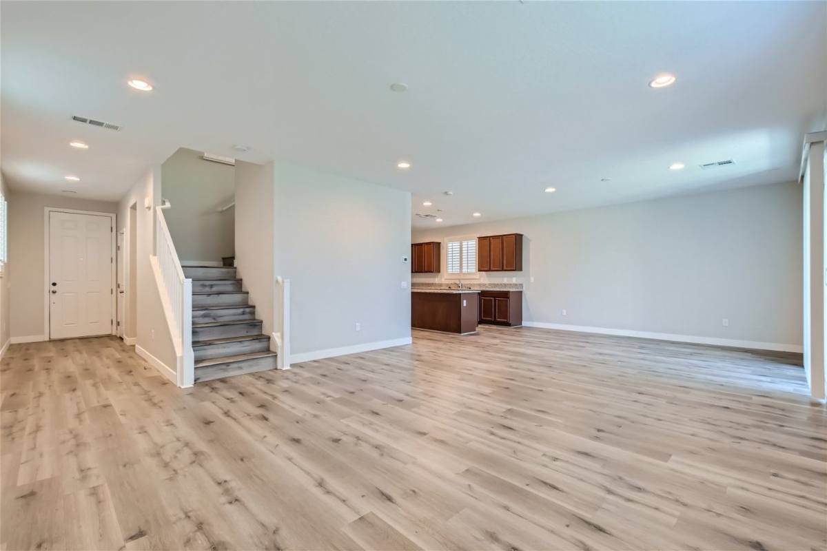 House for rent at 17 Pivot Ave, North Las Vegas, NV 89031