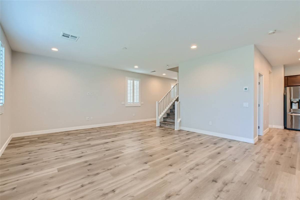 House for rent at 17 Pivot Ave, North Las Vegas, NV 89031