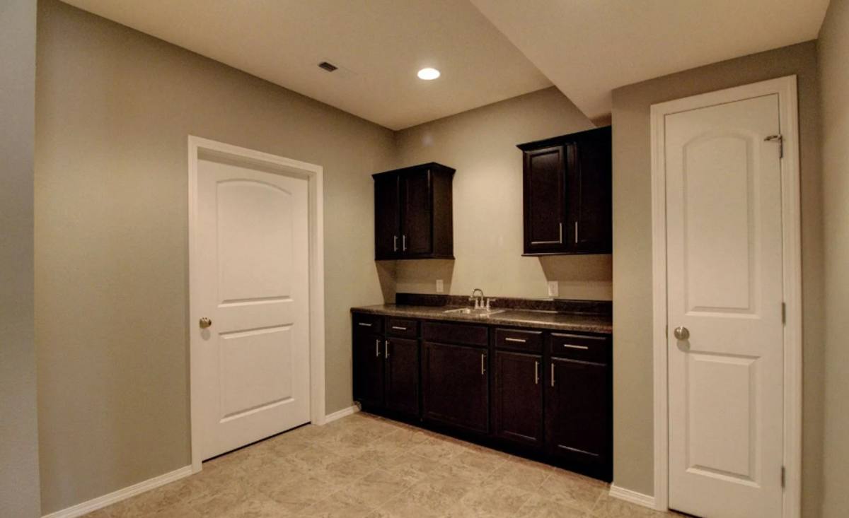 House for rent at 2460 W Spring Water St, Springfield, MO 65803
