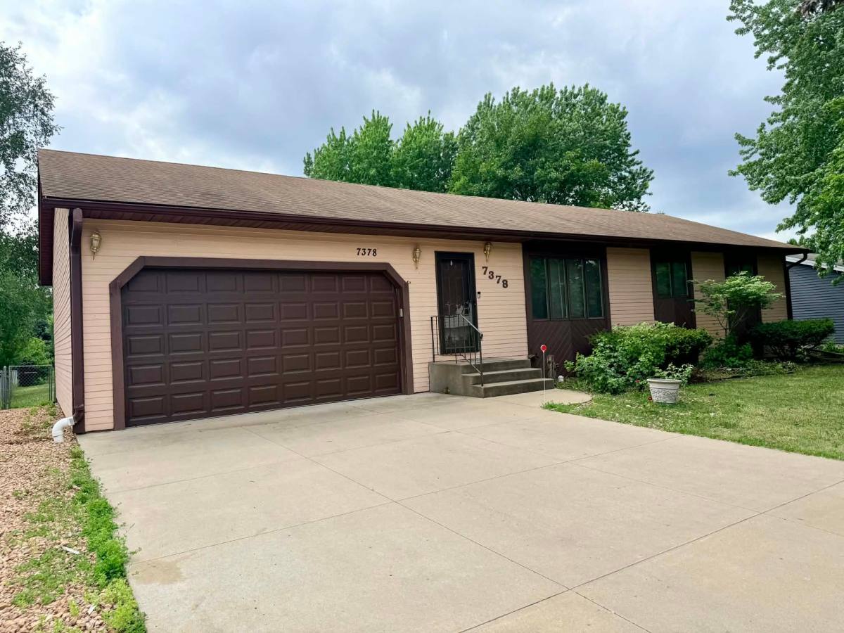 House for rent at 7378 146th Way W, Saint Paul, MN 55124