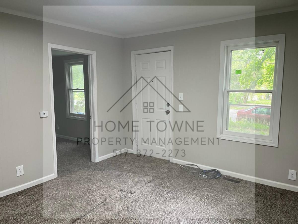House for rent at 128 Astor Ave, Lansing, MI 48910