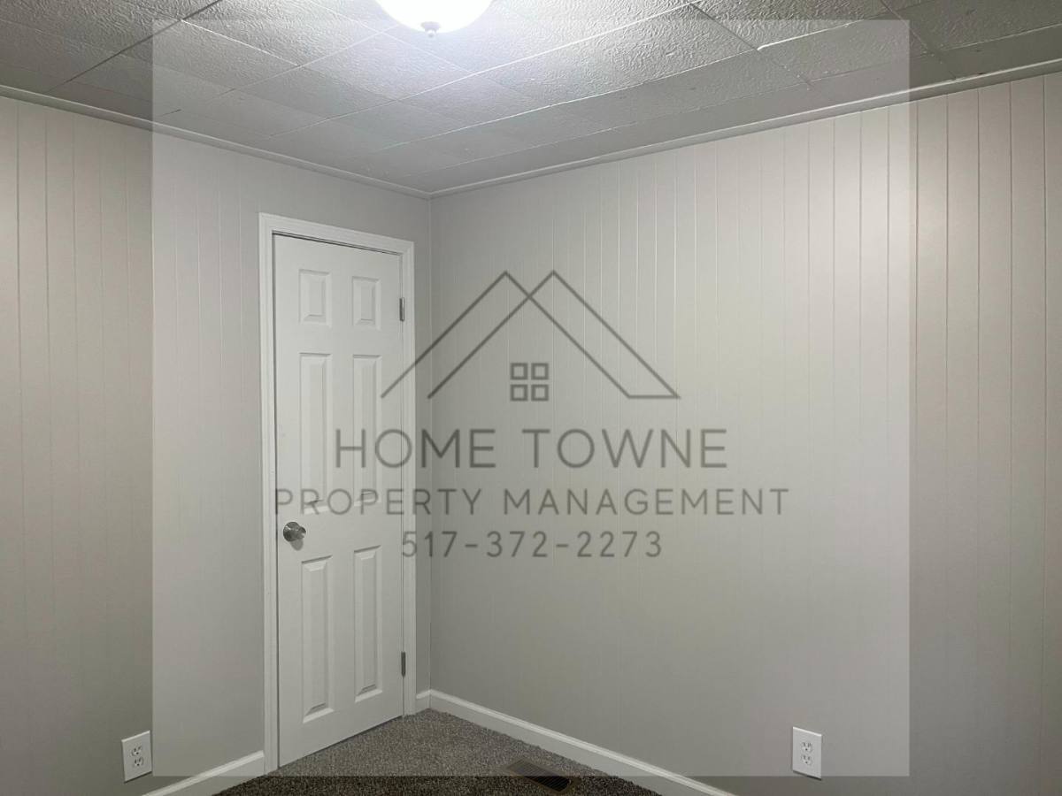 House for rent at 128 Astor Ave, Lansing, MI 48910