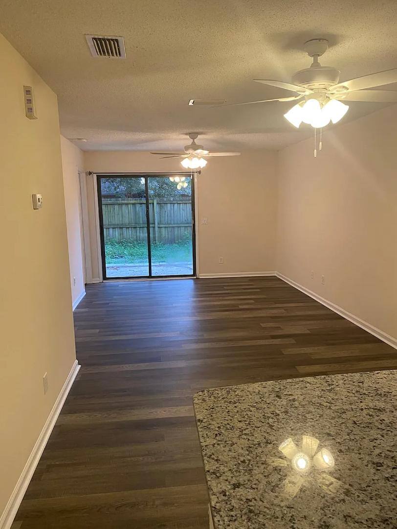 House for rent at 5006 Knightsbridge Circle N, Jacksonville, FL 32244