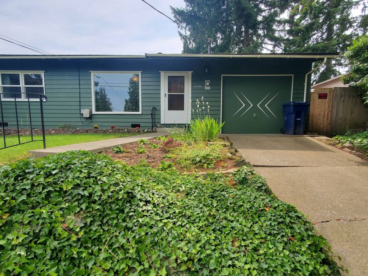 House for rent at 20405 54th Ave W, Lynnwood, WA 98036