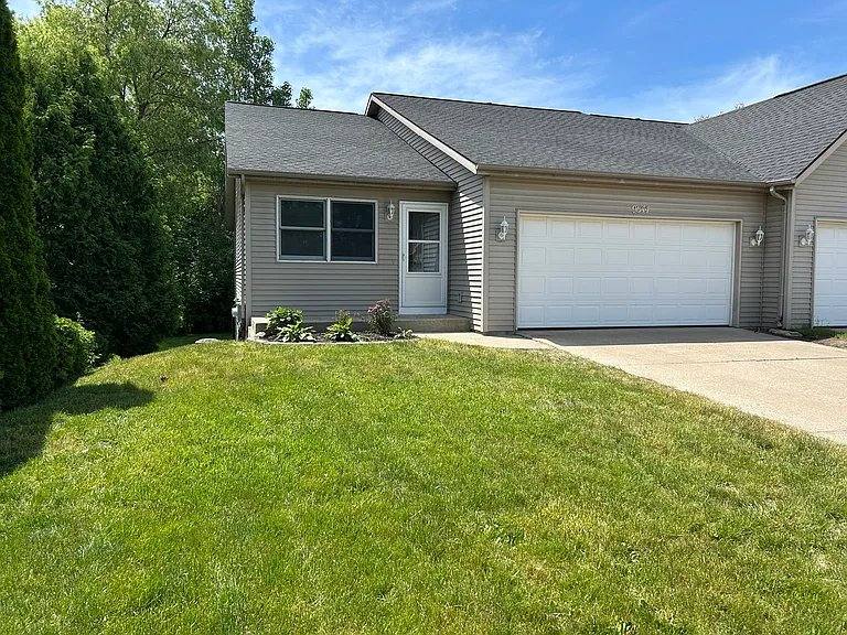 Apartment for rent at 9644 Meadowland Court, Zeeland, MI 49464