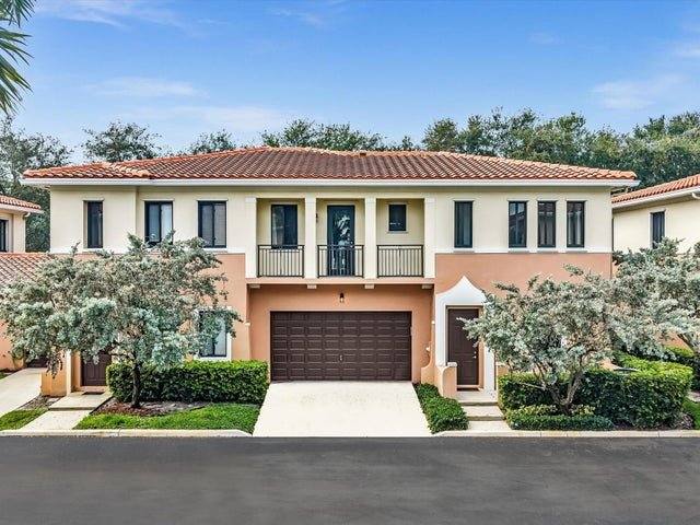 Townhouse for rent at 2414 Venetian Way, Boynton Beach, FL 33426