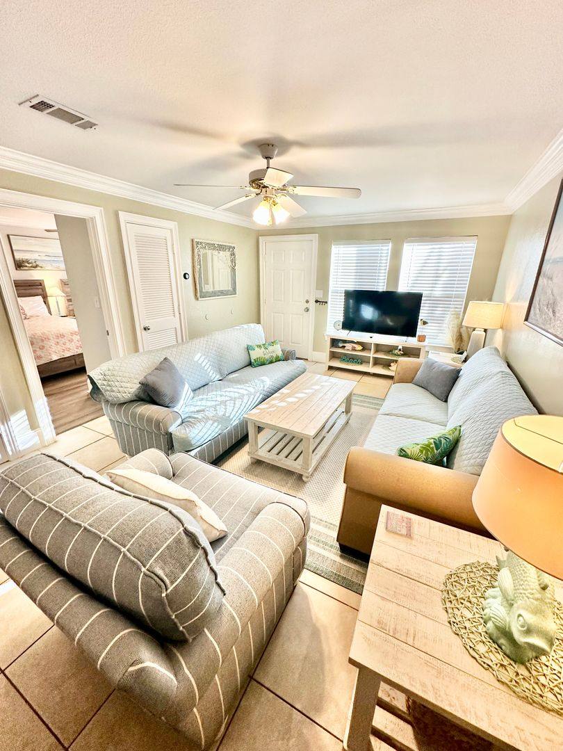 Apartment for rent at 374 Bluefish Dr, Fort Walton Beach, FL 32548