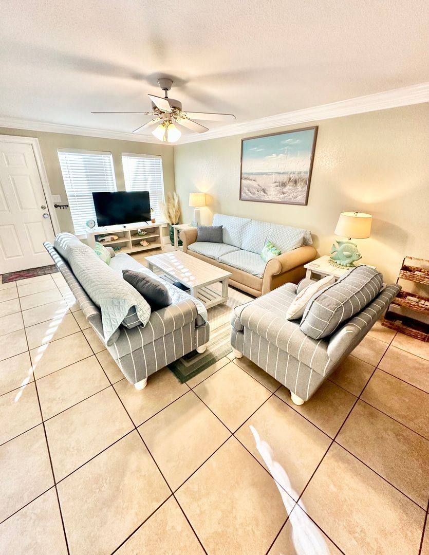 Apartment for rent at 374 Bluefish Dr, Fort Walton Beach, FL 32548