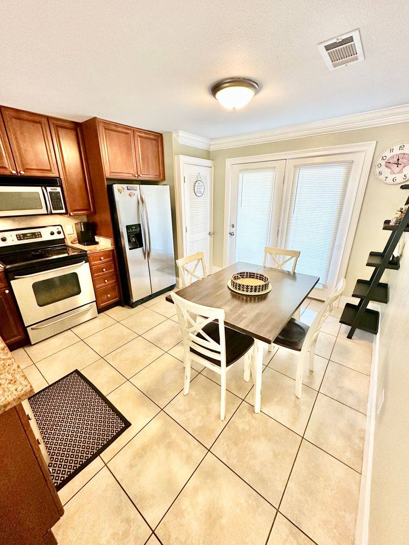 Apartment for rent at 374 Bluefish Dr, Fort Walton Beach, FL 32548