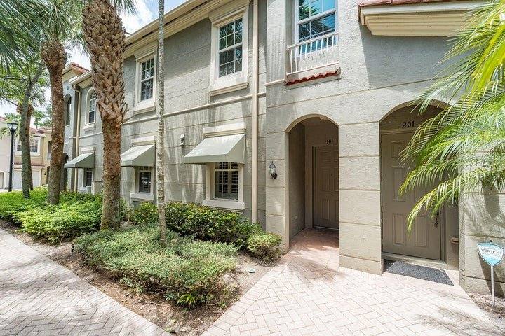 Townhouse for rent at 4861 Bonsai Circle #101, Palm Beach Gardens, FL 33418