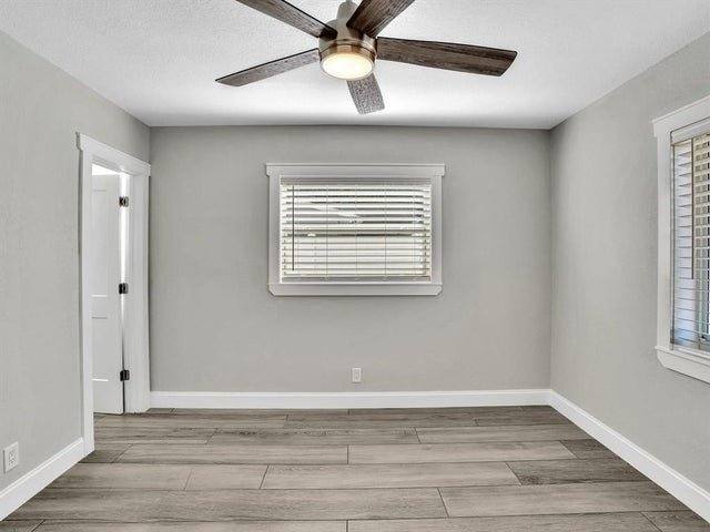 Townhouse for rent at 541 NE 18th St, Boca Raton, FL 33432