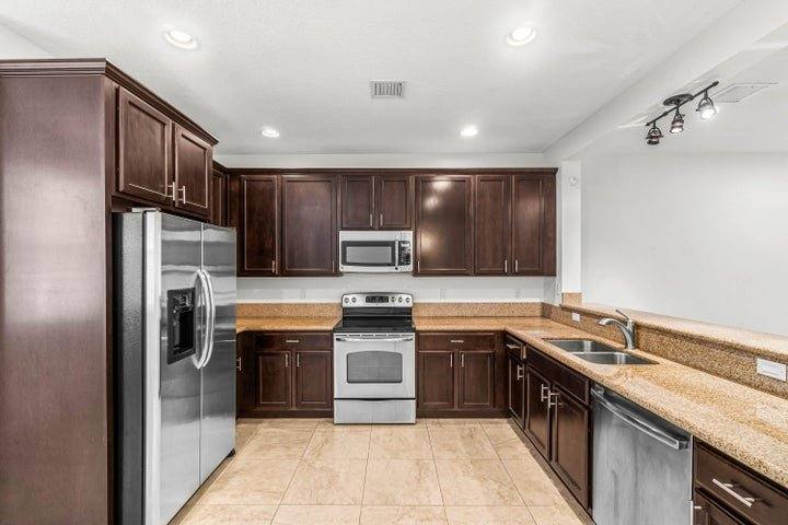 Townhouse for rent at 109 E Coda Circle, Delray Beach, FL 33444