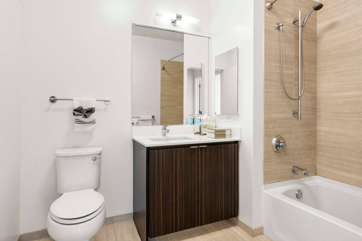 Apartment for rent at 211 N Garland Ave, Chicago, IL 60601