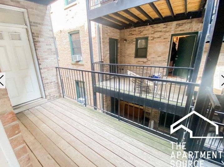 Apartment for rent at 855 W Cornelia Ave #4S, Chicago, IL 60657
