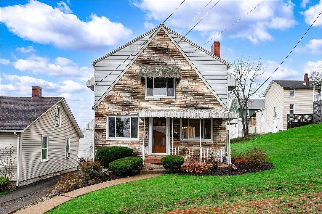 House for rent at 217 American Ave, Butler, PA 16001