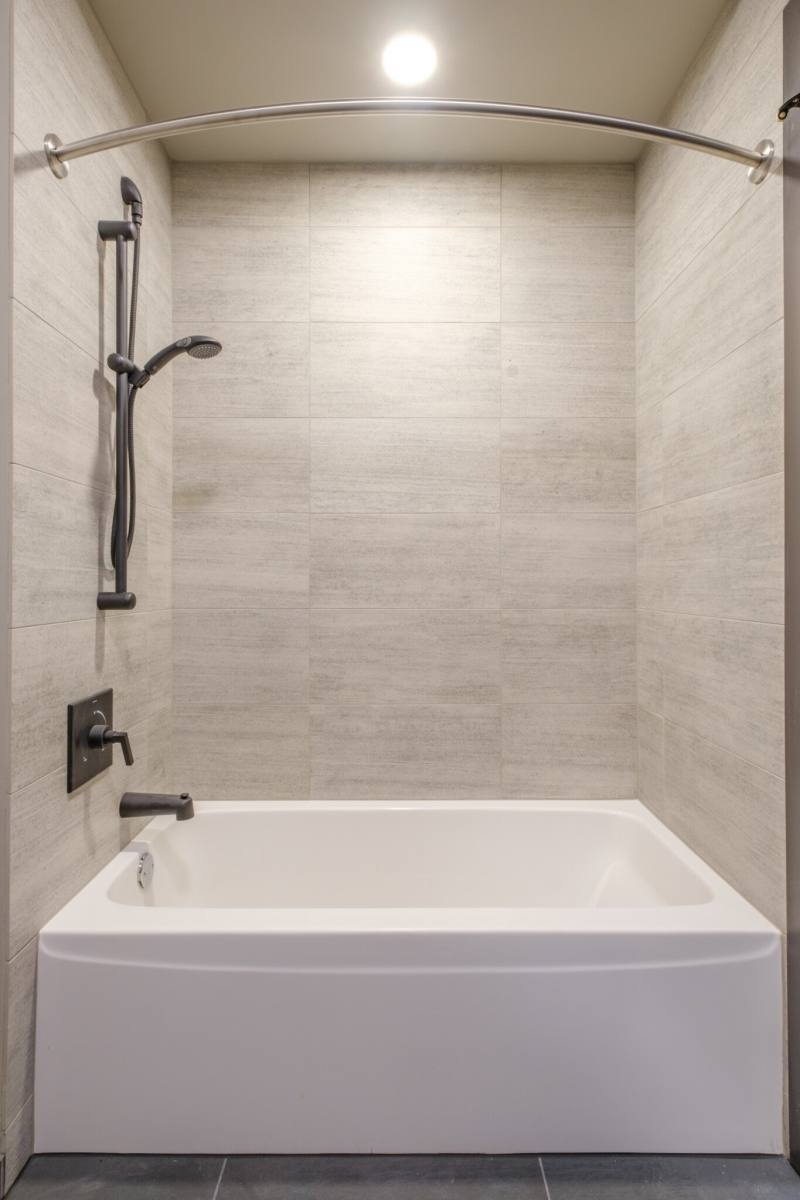 Apartment for rent at 949 W Washington Blvd, Chicago, IL 60607