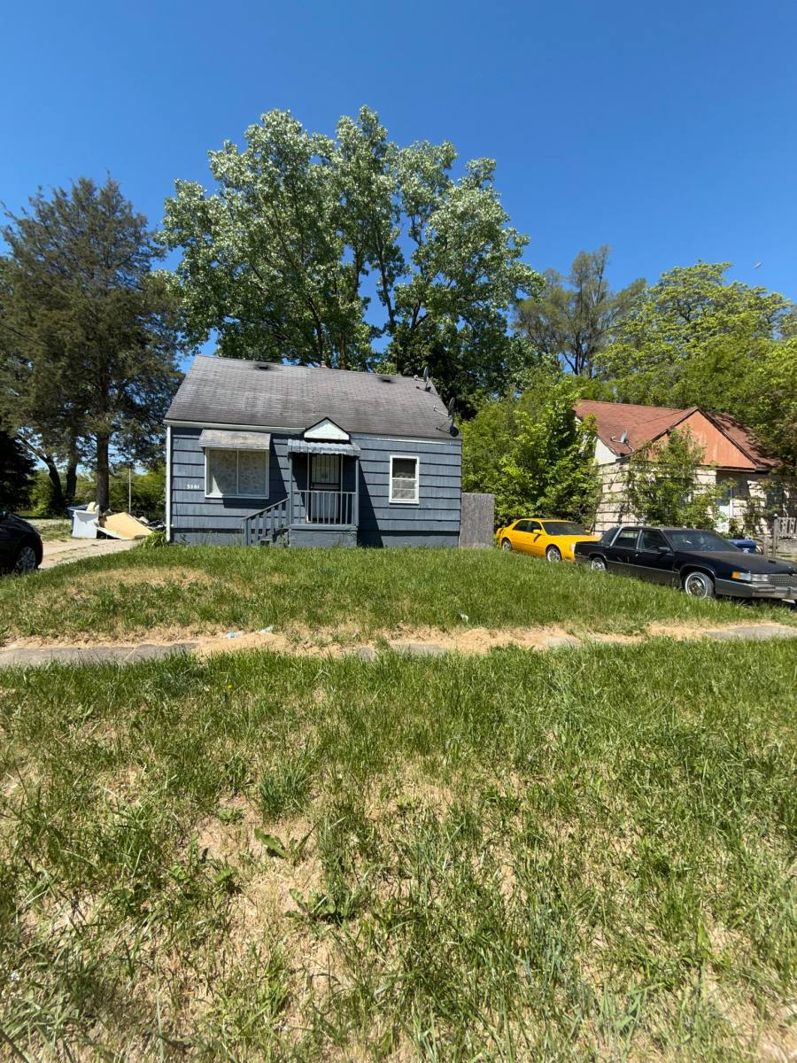 House for rent at 3501 Milbourne Ave, Flint, MI 48504