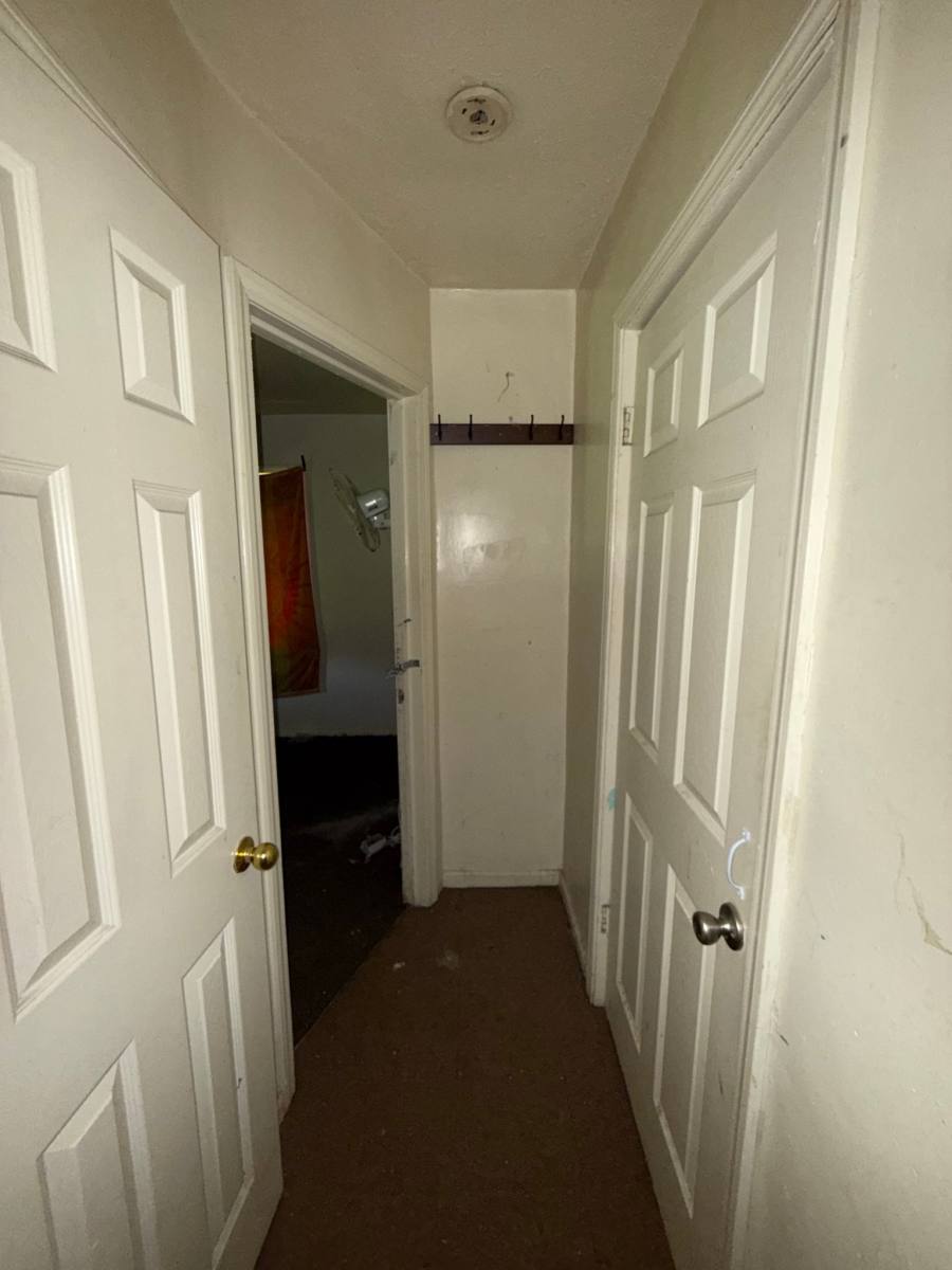 House for rent at 3501 Milbourne Ave, Flint, MI 48504