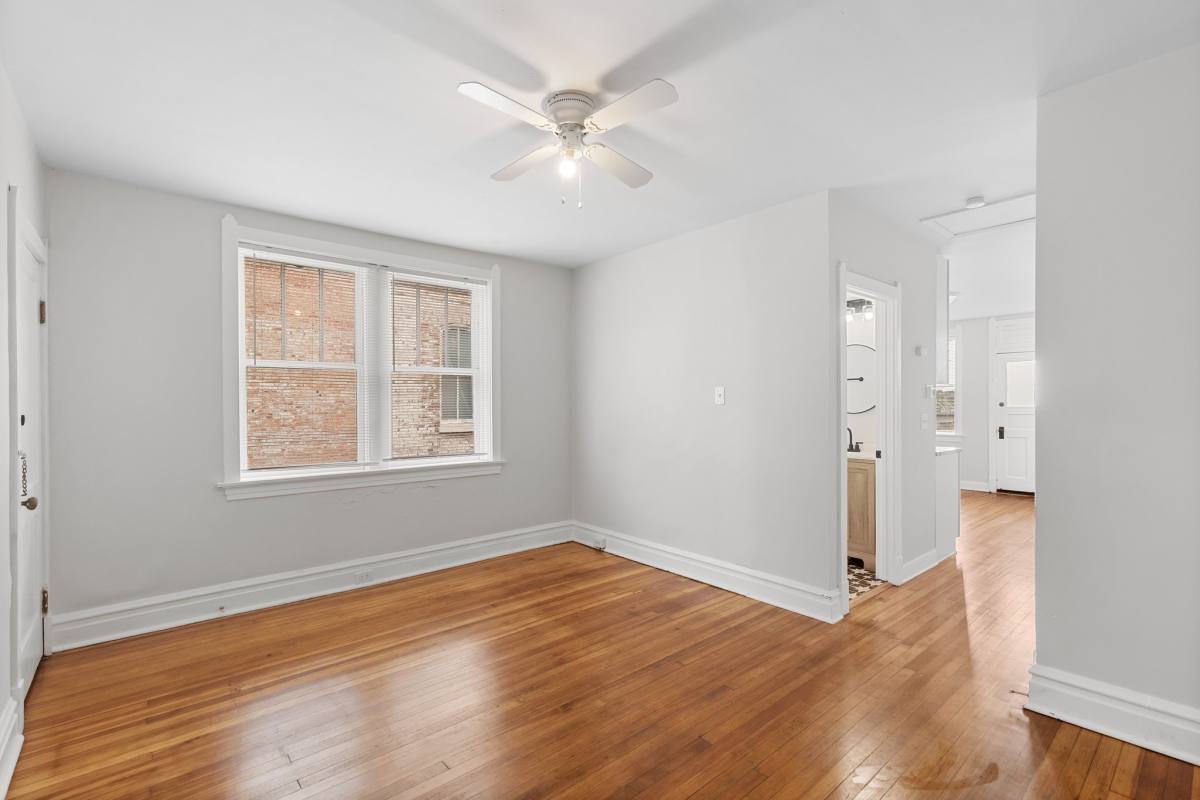 Apartment for rent at 3325-3327 Demenil Place #3325 2FL, Saint Louis, MO 63118