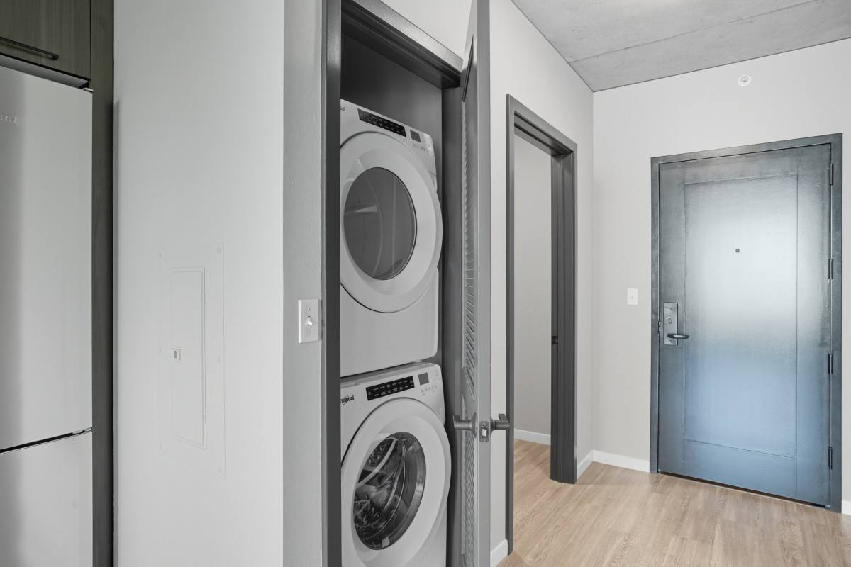 Apartment for rent at 959 W Washington Blvd, Chicago, IL 60607