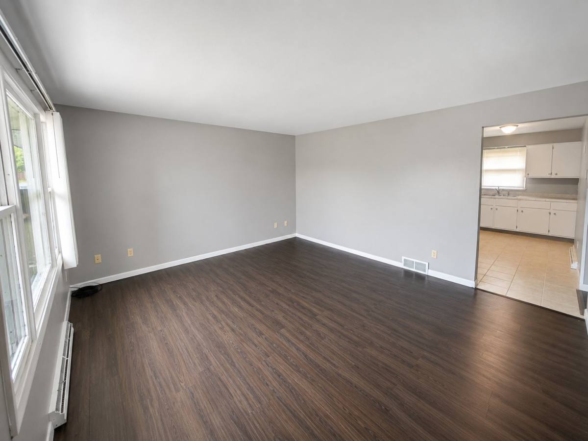 Townhouse for rent at 302 Meadow Lane, Wrightstown, WI 54180