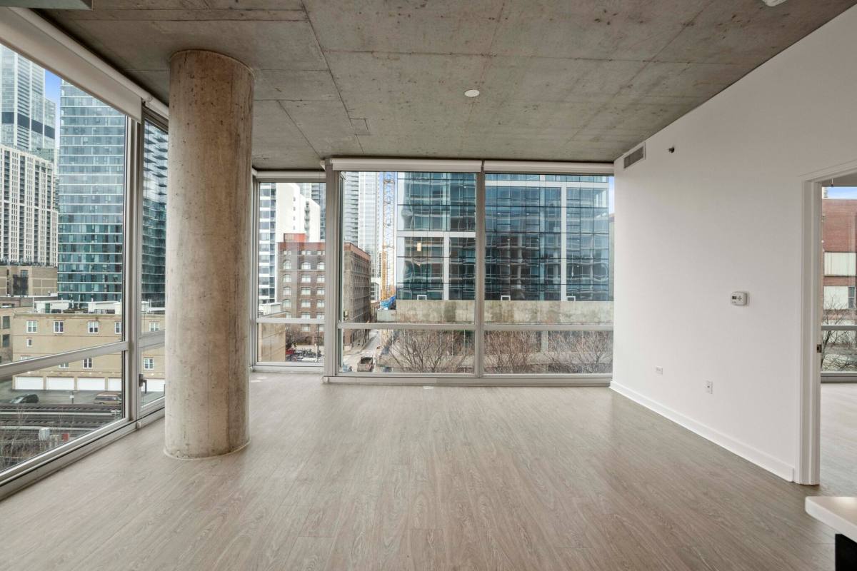 Apartment for rent at 1405 S State, Chicago, IL 60605