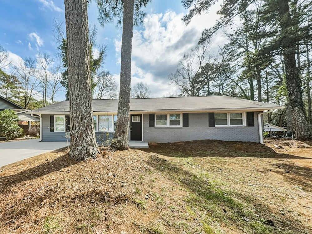 Townhouse for rent at 4172 Renfrew Court SW, Atlanta, GA 30331